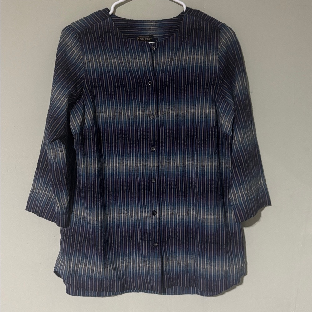 Pendleton Womens 100% virgin wool Button-Up top Size Large blue purple cream